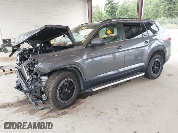 2021 Volkswagen Atlas SE с VIN 1V2KR2CA9MC536446, выставлен на аукционе IAAI как лот 42500641 с пробегом 81 779 миль миль и . История ставок и продаж доступна на DreamBid. Изображение 2.