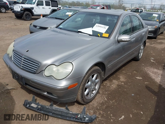 2003 Mercedes-Benz C 240 with VIN WDBRF61J33A519153, listed as a IAAI auction lot 42093226 with 76,253 mi miles and . Bid and sale history available at carsss.com. Image 2.