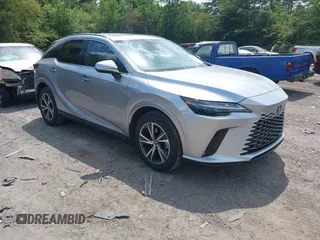 2024 Lexus RX 350 z VIN JTJCHMAAXR2020243, wystawiony jako IAAI lot #42163373 z przebiegiem 6 970 mil mil oraz . Historia ofert i sprzedaży dostępna na DreamBid. Obrazek 1.