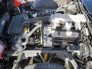 1985 Chevrolet Corvette z VIN 1G1YY0784F5120783, wystawiony jako Copart lot #49300085 z przebiegiem 48 620 mil mil oraz Czysty tytuł • Clean title. Historia ofert i sprzedaży dostępna na DreamBid. Obrazek 11.