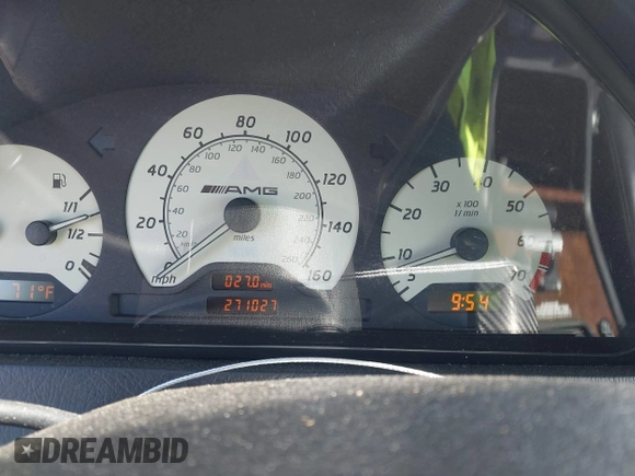 1998 Mercedes-Benz C с VIN WDBHA33G8WF744587, выставлен на аукционе IAAI как лот 42682845 с пробегом 271 027 миль миль и . История ставок и продаж доступна на DreamBid. Изображение 7.