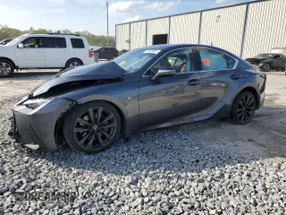 2024 Lexus IS 300 z VIN JTHBA1D2XR5131457, wystawiony jako Copart lot #47825855 z przebiegiem 17 118 mil mil oraz Nie do naprawy • Non repairable. Historia ofert i sprzedaży dostępna na DreamBid. Obrazek 1.
