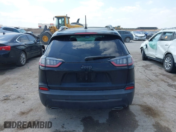 2021 Jeep Cherokee Latitude Lux with VIN 1C4PJLMXXMD134565, listed as a IAAI auction lot 42044643 with 84,611 mi miles and . Bid and sale history available at DreamBid. Image 16.
