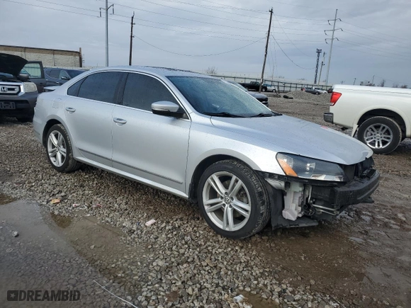 2014 Volkswagen Passat SEL Premium with VIN 1VWCS7A32EC021279, listed as a Copart auction lot 85785544 with 66,829 mi miles and Salvage Title. Bid and sale history available at carsss.com. Image 4.