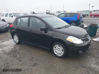 2011 Nissan Versa 1.8 SL with VIN 3N1BC1CP2BL403713, listed as a IAAI auction lot 41313488 with 91,491 mi miles. Bid and sale history available at carsss.com. Image 1.