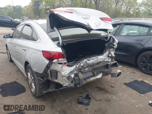 2018 Hyundai Sonata SEL with VIN 5NPE34AFXJH724211, listed as a IAAI auction lot 41962402 with 147,077 mi miles and . Bid and sale history available at carsss.com. Image 6.