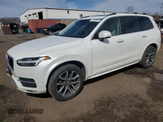 2019 Volvo XC90 Momentum with VIN YV4102PK0K1431214, listed as a Copart auction lot 52449915 with 204,867 mi miles and Salvage Title. Bid and sale history available at carsss.com. Image 1.