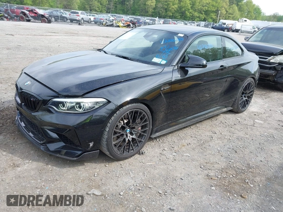 2021 BMW M2 Competition z VIN WBS2U7C05M7J18701, wystawiony jako IAAI lot #42256735 z przebiegiem 12 976 mil mil oraz . Historia ofert i sprzedaży dostępna na DreamBid. Obrazek 2.
