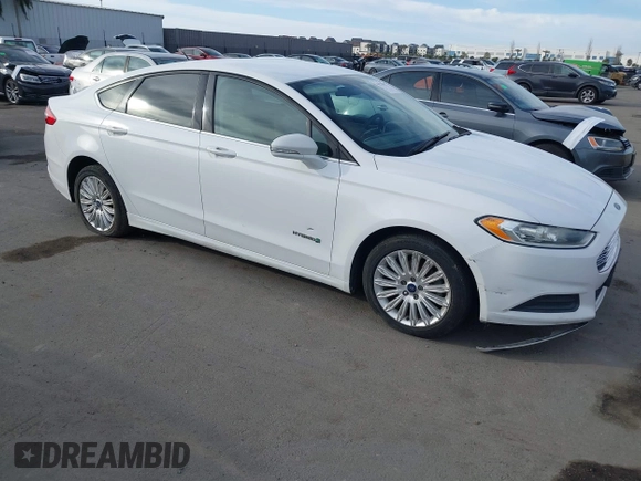 2014 Ford Fusion SE Hybrid with VIN 3FA6P0LU0ER114341, listed as a IAAI auction lot 41578347 with 191,527 mi miles. Bid and sale history available at carsss.com. Image 1.