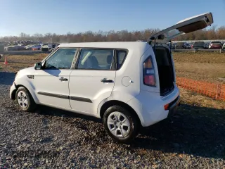 2011 Kia Soul with VIN KNDJT2A10B7325255, listed as a Copart auction lot 79096534 with 132,705 mi miles and Salvage Title. Bid and sale history available at carsss.com. Image 2.