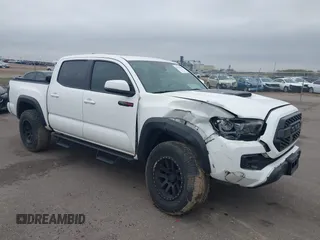 2019 Toyota Tacoma SR with VIN 5TFCZ5AN0KX190354, listed as a IAAI auction lot 42139498 with 527,736 mi miles and . Bid and sale history available at DreamBid. Image 1.