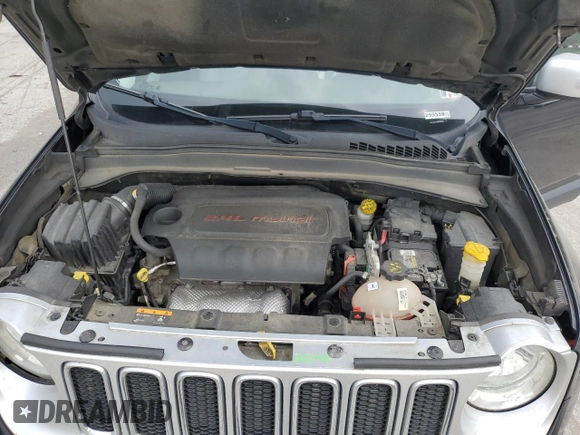 2015 Jeep Renegade Limited z VIN ZACCJBDTXFPC03734, wystawiony jako Copart lot #59985945 z przebiegiem 120 962 mil mil oraz Szkoda całkowita • Salvage title. Historia ofert i sprzedaży dostępna na DreamBid. Obrazek 12.