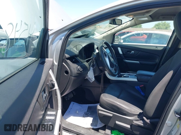 2013 Ford Edge SE z VIN 2FMDK3GC9DBA60615, wystawiony jako IAAI lot #42714548 z przebiegiem 220 631 mil mil oraz . Historia ofert i sprzedaży dostępna na DreamBid. Obrazek 5.