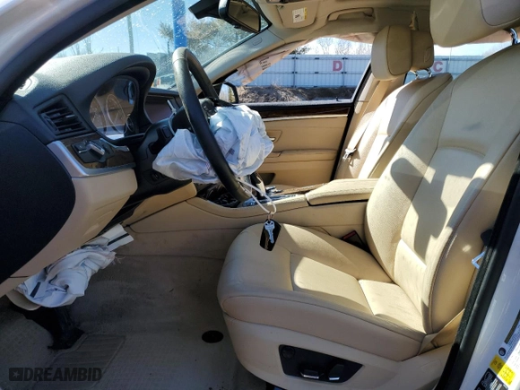 2012 BMW 5 Series 535i xDrive with VIN WBAFU7C58CDU65845, listed as a Copart auction lot 49259275 with 82,405 mi miles and Clean Title. Bid and sale history available at carsss.com. Image 7.