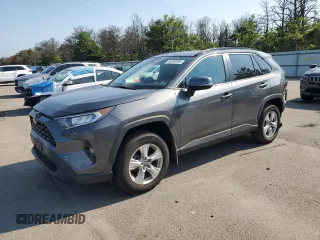 2021 Toyota RAV4 XLE with VIN 2T3P1RFV8MC202347, listed as a Copart auction lot 66336895 with 33,722 mi miles and Salvage title. Bid and sale history available at DreamBid. Image 1.