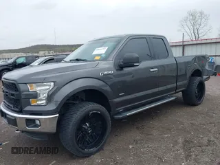 2015 Ford F-150 XLT with VIN 1FTEX1EP9FFC75210, listed as a IAAI auction lot 39041797 with 125,522 mi miles. Bid and sale history available at carsss.com. Image 2.