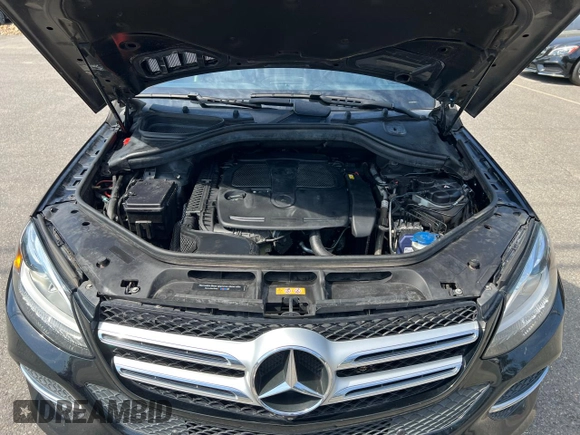 2018 Mercedes-Benz GLE 350 z VIN 4JGDA5JB4JB033015, wystawiony jako Copart lot #57177215 z przebiegiem 176 832 mil mil oraz Czysty tytuł • Clean title. Historia ofert i sprzedaży dostępna na DreamBid. Obrazek 8.