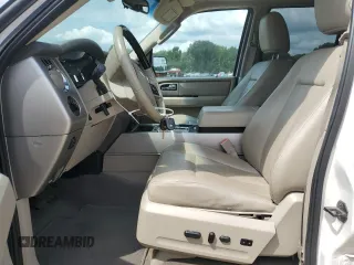 2014 Ford Expedition Limited с VIN 1FMJU1K57EEF06468, выставлен на аукционе Copart как лот 81625914 с пробегом 130 914 миль миль и Списание • Salvage title. История ставок и продаж доступна на DreamBid. Изображение 7.