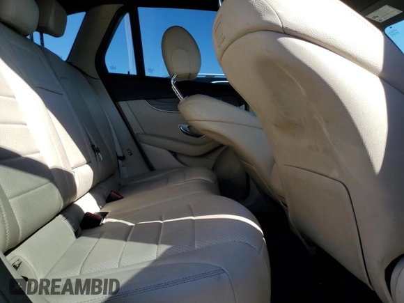 2018 Mercedes-Benz GLC 300 z VIN WDC0G4JB6JV085010, wystawiony jako Copart lot #49452435 z przebiegiem 81 274 mil mil oraz Szkoda całkowita • Salvage title. Historia ofert i sprzedaży dostępna na DreamBid. Obrazek 11.