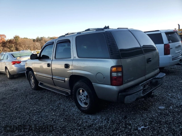 2002 Chevrolet Tahoe LS with VIN 1GNEC13V32R150121, listed as a Copart auction lot 85471964 with 394,756 mi miles and Salvage Title. Bid and sale history available at carsss.com. Image 2.
