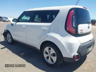 2016 Kia Soul with VIN KNDJN2A26G7357170, listed as a IAAI auction lot 42087410 with 106,560 mi miles. Bid and sale history available at carsss.com. Image 3.