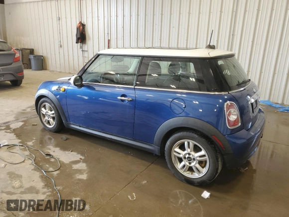 2013 MINI Hardtop with VIN WMWSU3C53DT681665, listed as a Copart auction lot 60752355 with 104,874 mi miles and Salvage title. Bid and sale history available at DreamBid. Image 2.