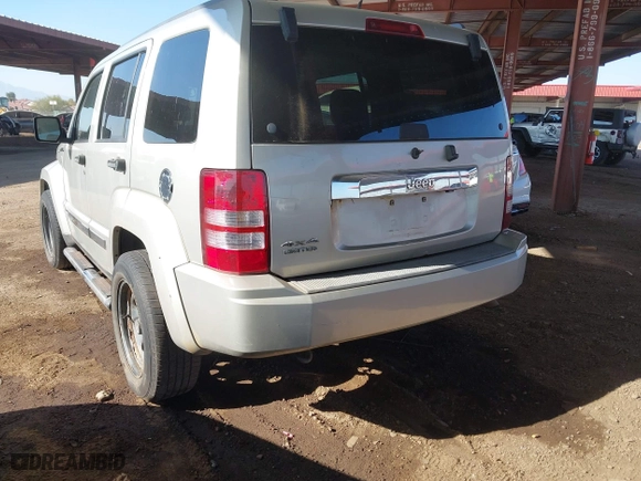 2009 Jeep Liberty Limited with VIN 1J8GN58K99W511566, listed as a IAAI auction lot 41445239 with 170,388 mi miles. Bid and sale history available at carsss.com. Image 3.