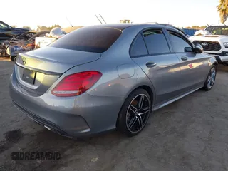 2015 Mercedes-Benz C-Class C 400 with VIN 55SWF6GB9FU012496, listed as a IAAI auction lot 40919086 with 77,330 mi miles. Bid and sale history available at carsss.com. Image 4.