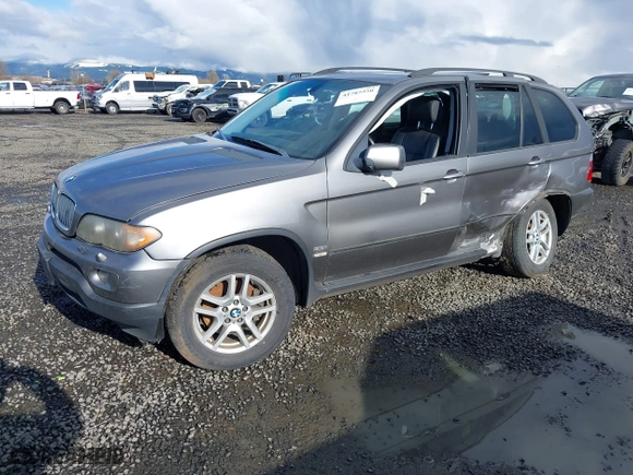 2004 BMW X5 3.0i with VIN 5UXFA13574LU36237, listed as a IAAI auction lot 41787350 with 1 mi miles. Bid and sale history available at carsss.com. Image 2.