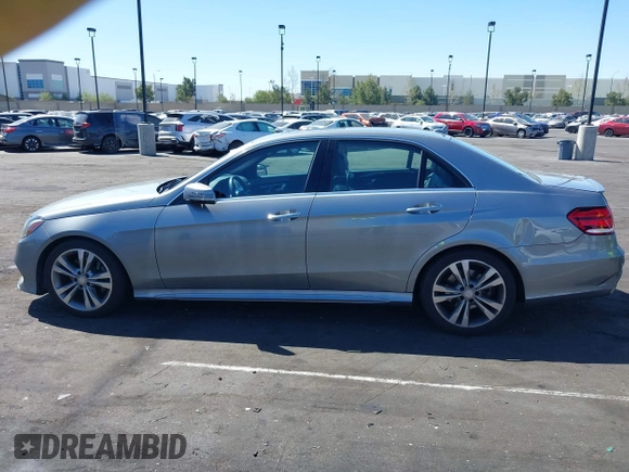 2014 Mercedes-Benz E 350 Sport with VIN WDDHF5KB4EA963178, listed as a IAAI auction lot 42021816 with 92,777 mi miles and . Bid and sale history available at DreamBid. Image 14.