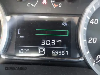 2014 Nissan Sentra SR z VIN 3N1AB7AP4EY271744, wystawiony jako IAAI lot #42203630 z przebiegiem 69 567 mil mil oraz . Historia ofert i sprzedaży dostępna na DreamBid. Obrazek 16.