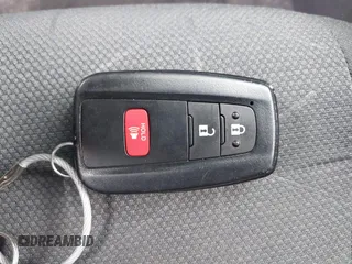 2024 Toyota RAV4 XLE with VIN 2T3P1RFV5RW473727, listed as a IAAI auction lot 42222478 with 19,764 mi miles and . Bid and sale history available at DreamBid. Image 11.