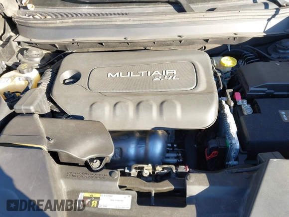 2015 Jeep Cherokee Latitude with VIN 1C4PJLCB7FW632624, listed as a IAAI auction lot 41413648 with 110,274 mi miles. Bid and sale history available at carsss.com. Image 10.