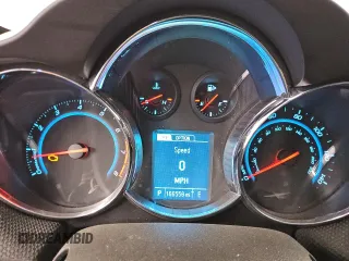 2014 Chevrolet Cruze 2LT с VIN 1G1PE5SB3E7428938, выставлен на аукционе Copart как лот 57038955 с пробегом 166 558 миль миль и Чистый • Clean title. История ставок и продаж доступна на DreamBid. Изображение 9.