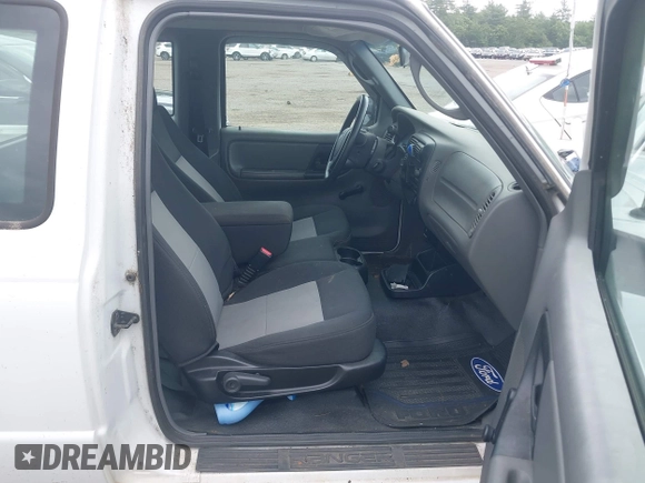2004 Ford Ranger XL Fleet with VIN 1FTZR15E74TA18104, listed as a IAAI auction lot 42633328 with 188,001 mi miles and . Bid and sale history available at DreamBid. Image 5.