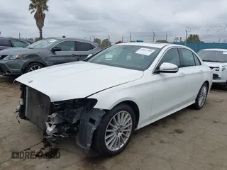 2021 Mercedes-Benz E 350 with VIN W1KZF8DB5MA960016, listed as a IAAI auction lot 42077589 with 52,264 mi miles and . Bid and sale history available at DreamBid. Image 2.