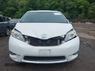 2015 Toyota Sienna Limited with VIN 5TDDK3DCXFS103594, listed as a IAAI auction lot 42515466 with 96,684 mi miles and . Bid and sale history available at DreamBid. Image 13.