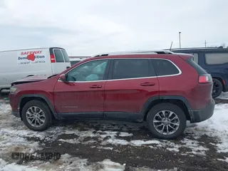 2021 Jeep Cherokee Latitude Lux with VIN 1C4PJMMX0MD175681, listed as a IAAI auction lot 41646125 with 34,024 mi miles and . Bid and sale history available at DreamBid. Image 14.