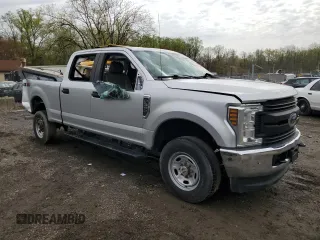 2019 Ford F-350 XL with VIN 1FT8W3B6XKED40296, listed as a Copart auction lot 52867155 with 147,485 mi miles and Clean Title. Bid and sale history available at DreamBid. Image 4.
