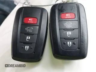 2025 Toyota RAV4 XLE Premium z VIN 2T3A1RFV6SC503413, wystawiony jako IAAI lot #41946001 z przebiegiem 831 mil mil oraz . Historia ofert i sprzedaży dostępna na DreamBid. Obrazek 11.