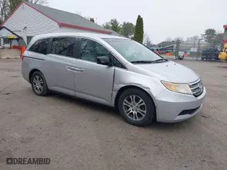 2011 Honda Odyssey EX-L with VIN 5FNRL5H65BB047291, listed as a IAAI auction lot 42094374 with 200,372 mi miles. Bid and sale history available at carsss.com. Image 1.