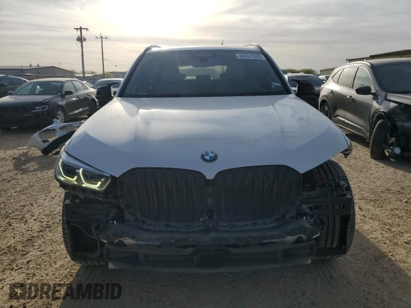 2019 BMW X5 xDrive40i with VIN 5UXCR6C51KLL09358, listed as a Copart auction lot 48351585 with 98,380 mi miles and Salvage Title. Bid and sale history available at carsss.com. Image 5.