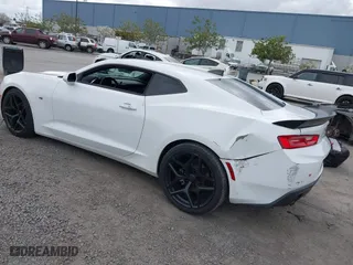 2016 Chevrolet Camaro 1LT with VIN 1G1FB1RS6G0150910, listed as a IAAI auction lot 41916289 with 77,341 mi miles. Bid and sale history available at carsss.com. Image 3.