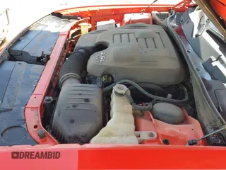 2017 Dodge Challenger SXT Plus z VIN 2C3CDZAG8HH640163, wystawiony jako IAAI lot #42099447 z przebiegiem 65 422 mil mil oraz . Historia ofert i sprzedaży dostępna na DreamBid. Obrazek 20.