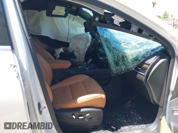 2019 Cadillac XT4 AWD Premium Luxury with VIN 1GYFZDR46KF228494, listed as a IAAI auction lot 42287297 with Not provided miles and . Bid and sale history available at DreamBid. Image 5.