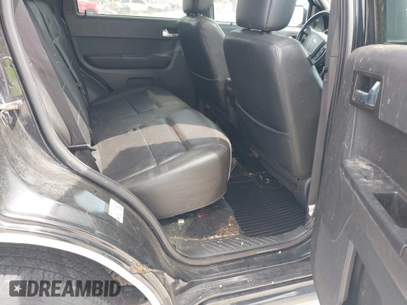 2011 Ford Escape XLT z VIN 1FMCU9D72BKB56864, wystawiony jako IAAI lot #42699907 z przebiegiem 152 567 mil mil oraz . Historia ofert i sprzedaży dostępna na DreamBid. Obrazek 8.