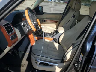 2010 Land Rover Range Rover SC z VIN SALMF1E42AA317137, wystawiony jako Copart lot #71757024 z przebiegiem 101 109 mil mil oraz Szkoda całkowita • Salvage title. Historia ofert i sprzedaży dostępna na DreamBid. Obrazek 7.