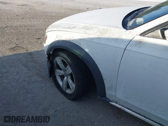 2015 Audi allroad Premium Plus with VIN WA1UFAFL8FA122156, listed as a IAAI auction lot 41345881 with 92,867 mi miles. Bid and sale history available at carsss.com. Image 6.