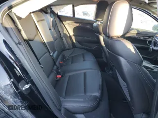 2018 Cadillac ATS AWD z VIN 1G6AE5RX1J0107534, wystawiony jako Copart lot #42672575 z przebiegiem 76 926 mil mil oraz Szkoda całkowita • Salvage title. Historia ofert i sprzedaży dostępna na DreamBid. Obrazek 10.