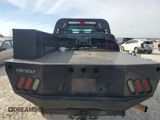 2018 Ford Super Duty F-250 SRW XL with VIN 1FDBF2B60JEC06830, listed as a Copart auction lot 84163034 with 123,540 mi miles and Salvage Title. Bid and sale history available at carsss.com. Image 6.